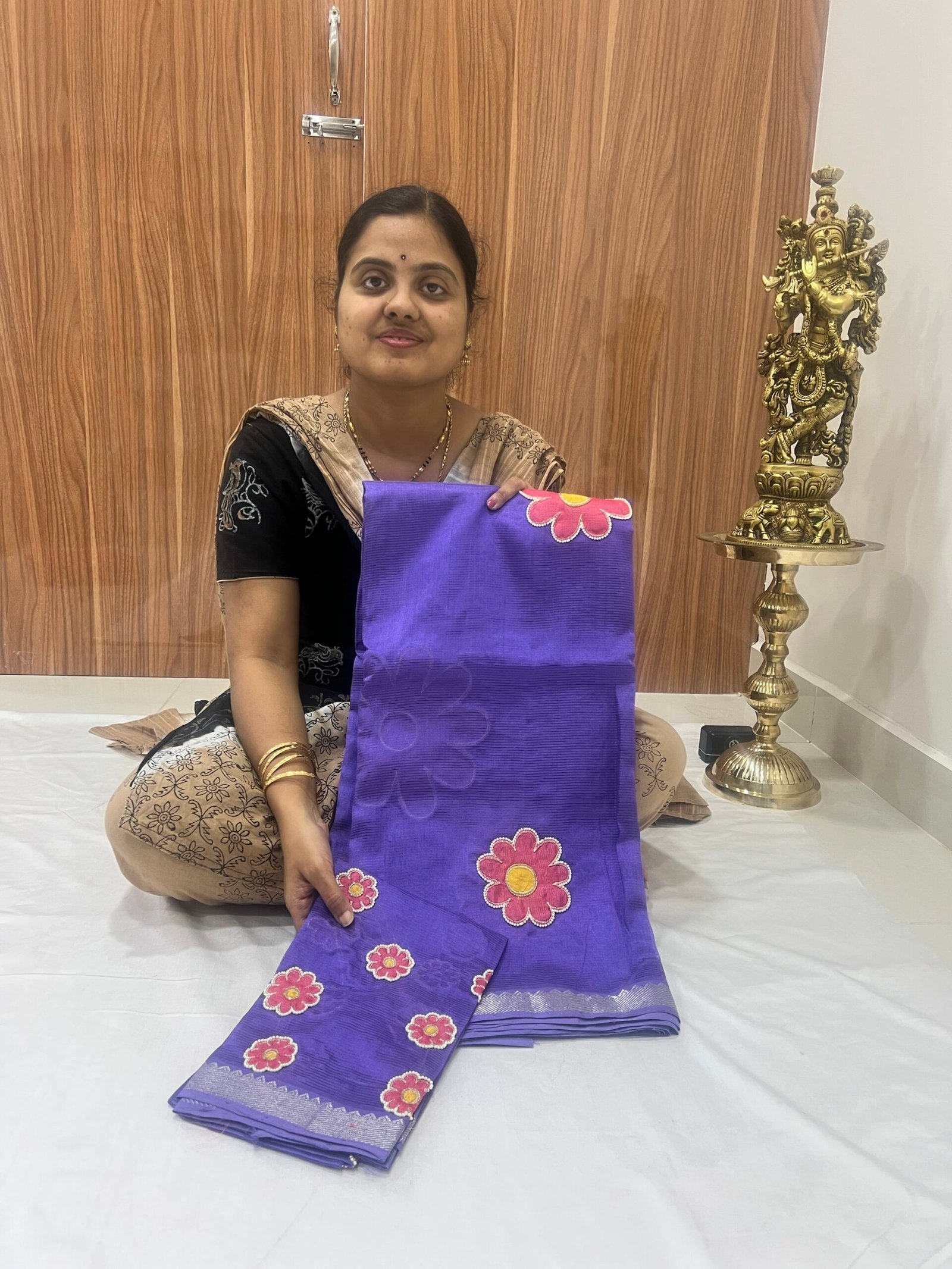 Mangalagiri pattu work - Image 2