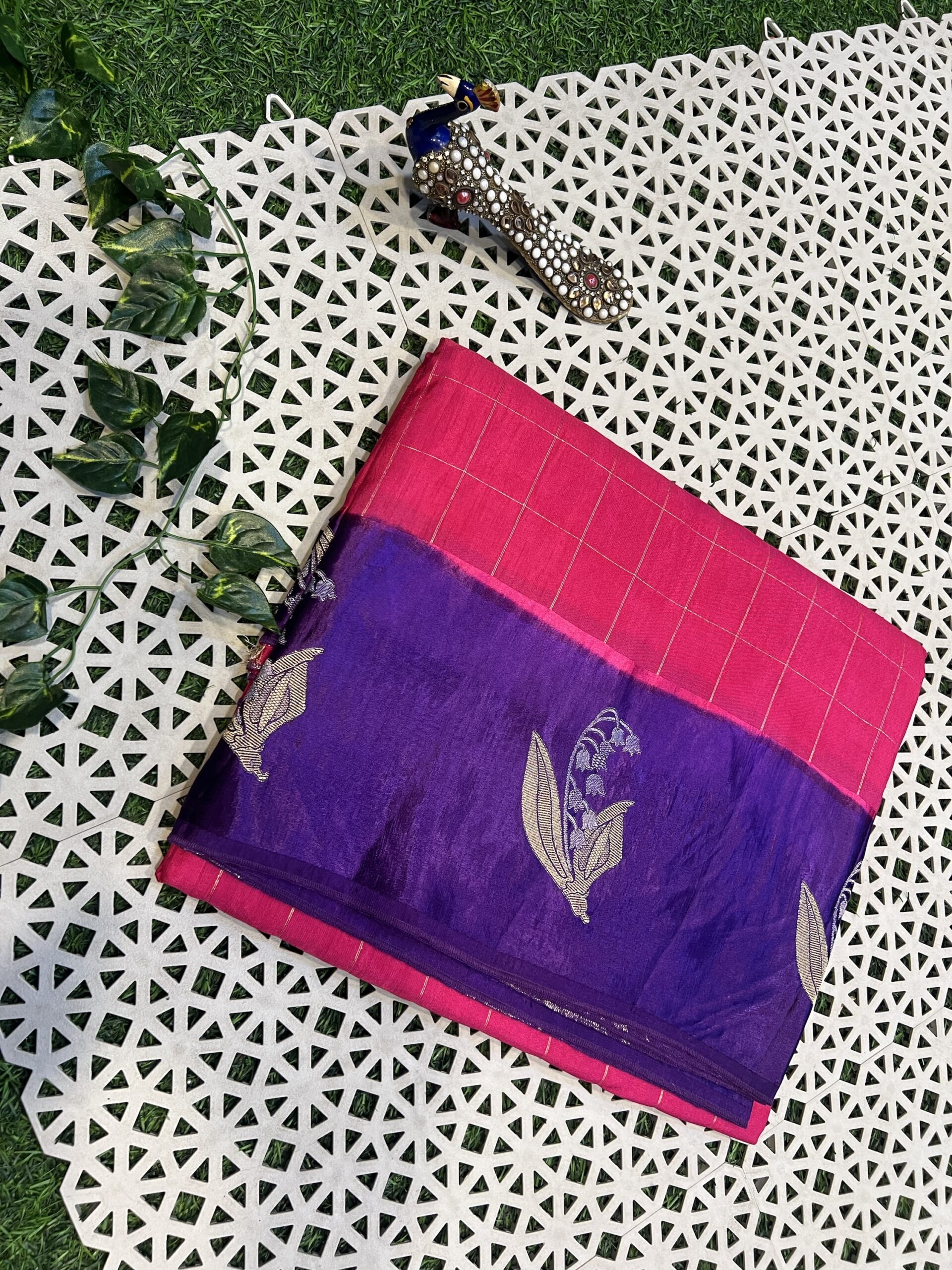 Banaras pure green mango with satin borders - Image 2