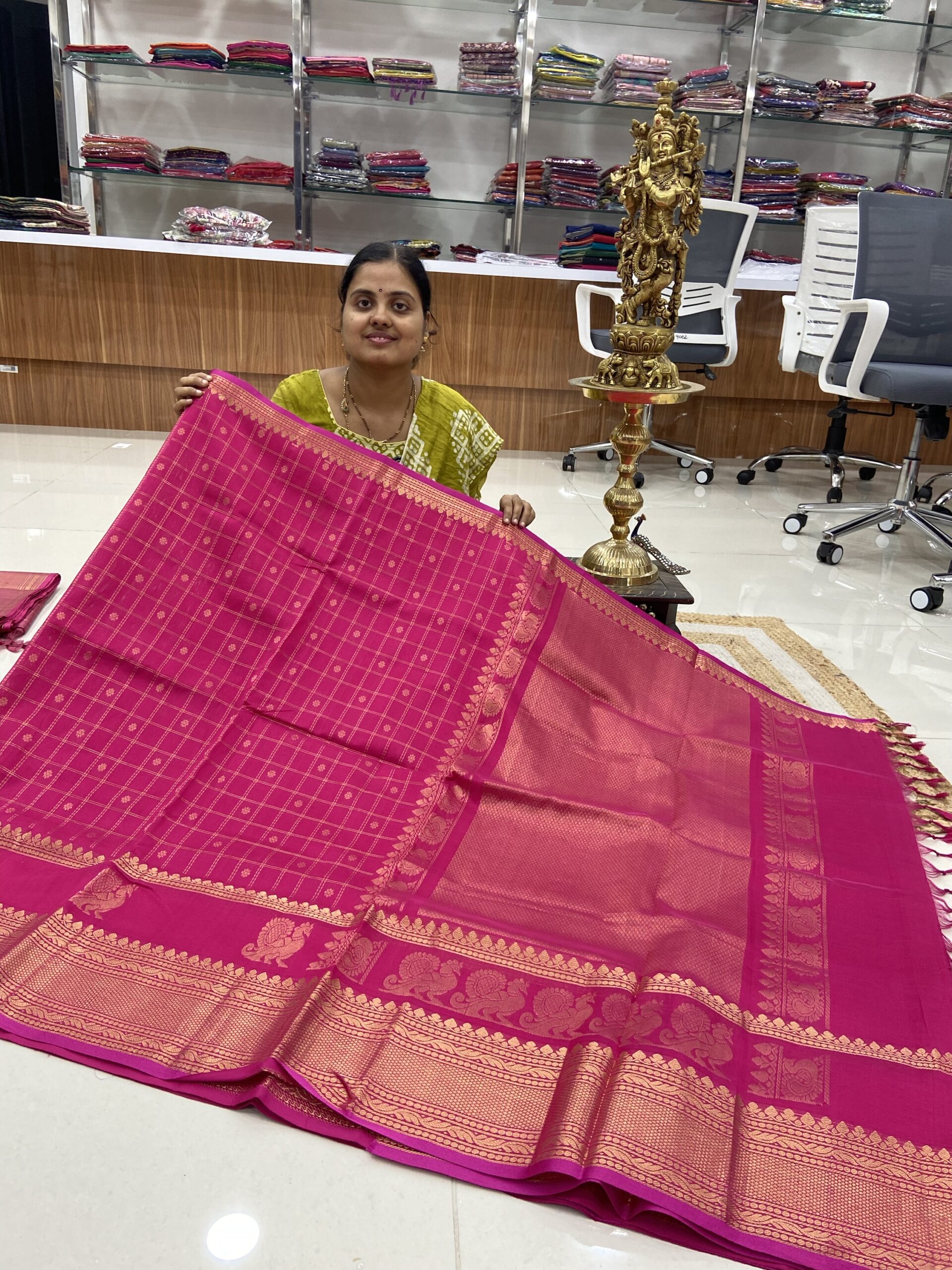 Pure Mangalagiri pattu