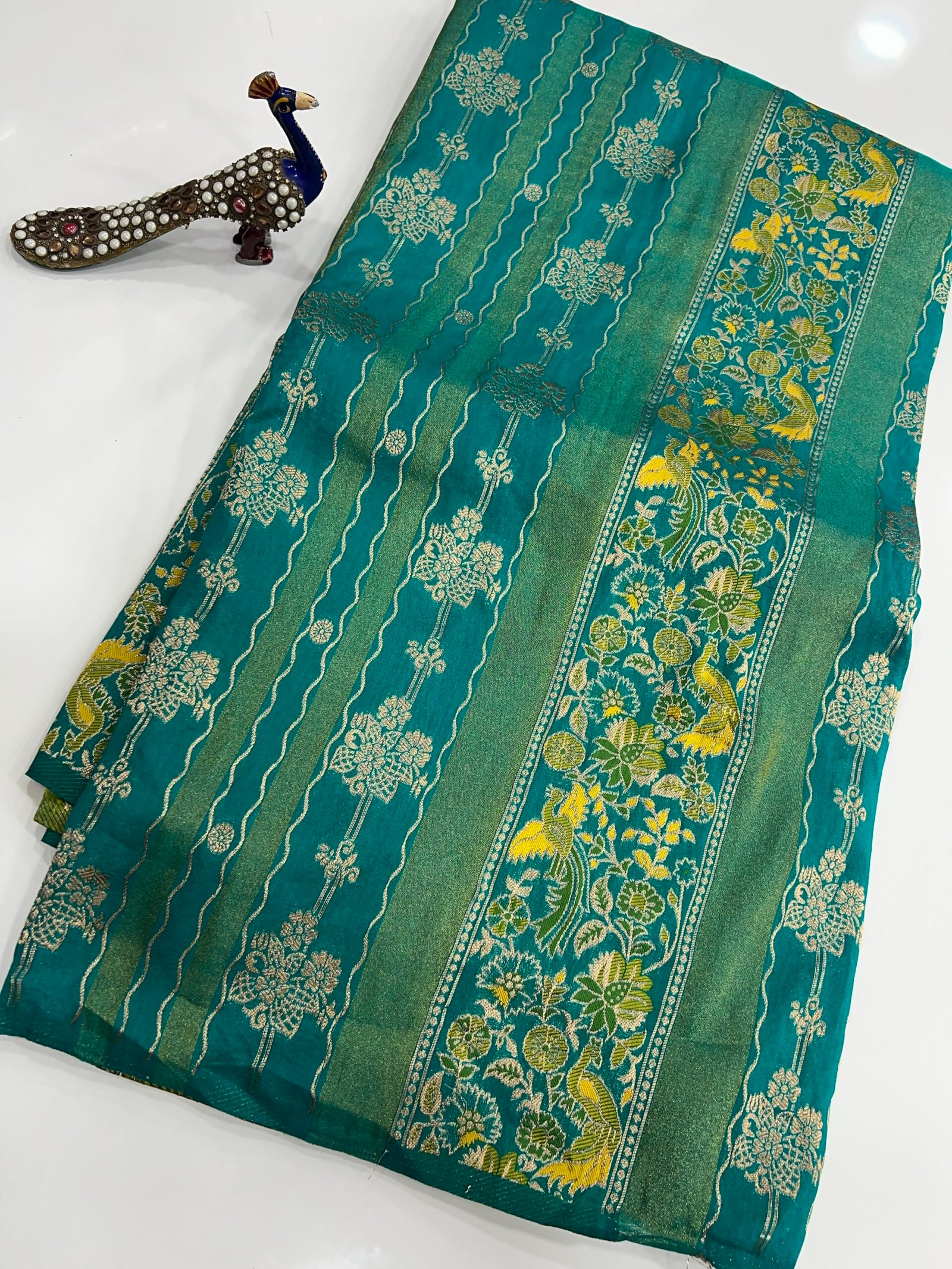 Banaras Meena georgette