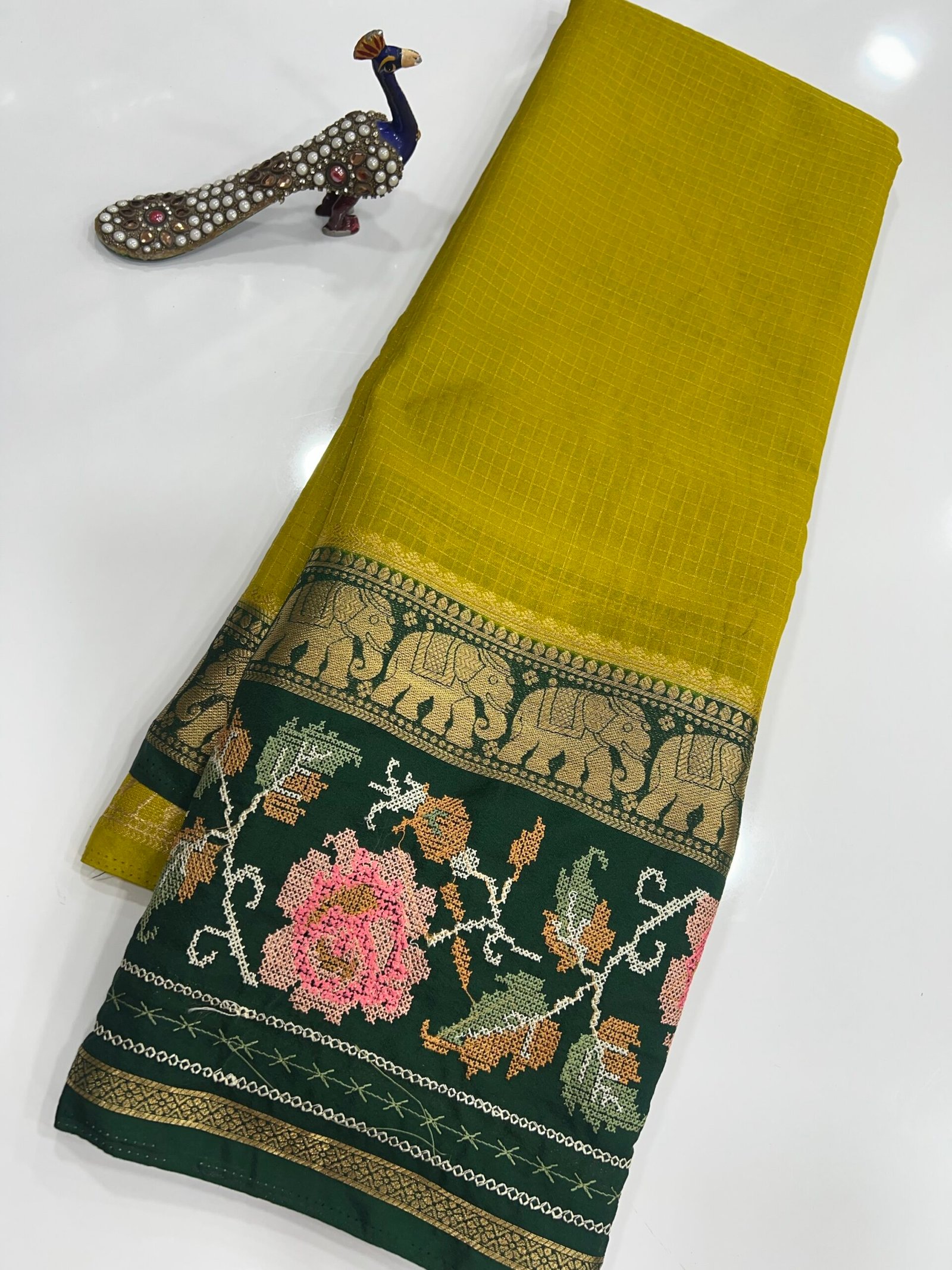 Mysore silk petitpoint