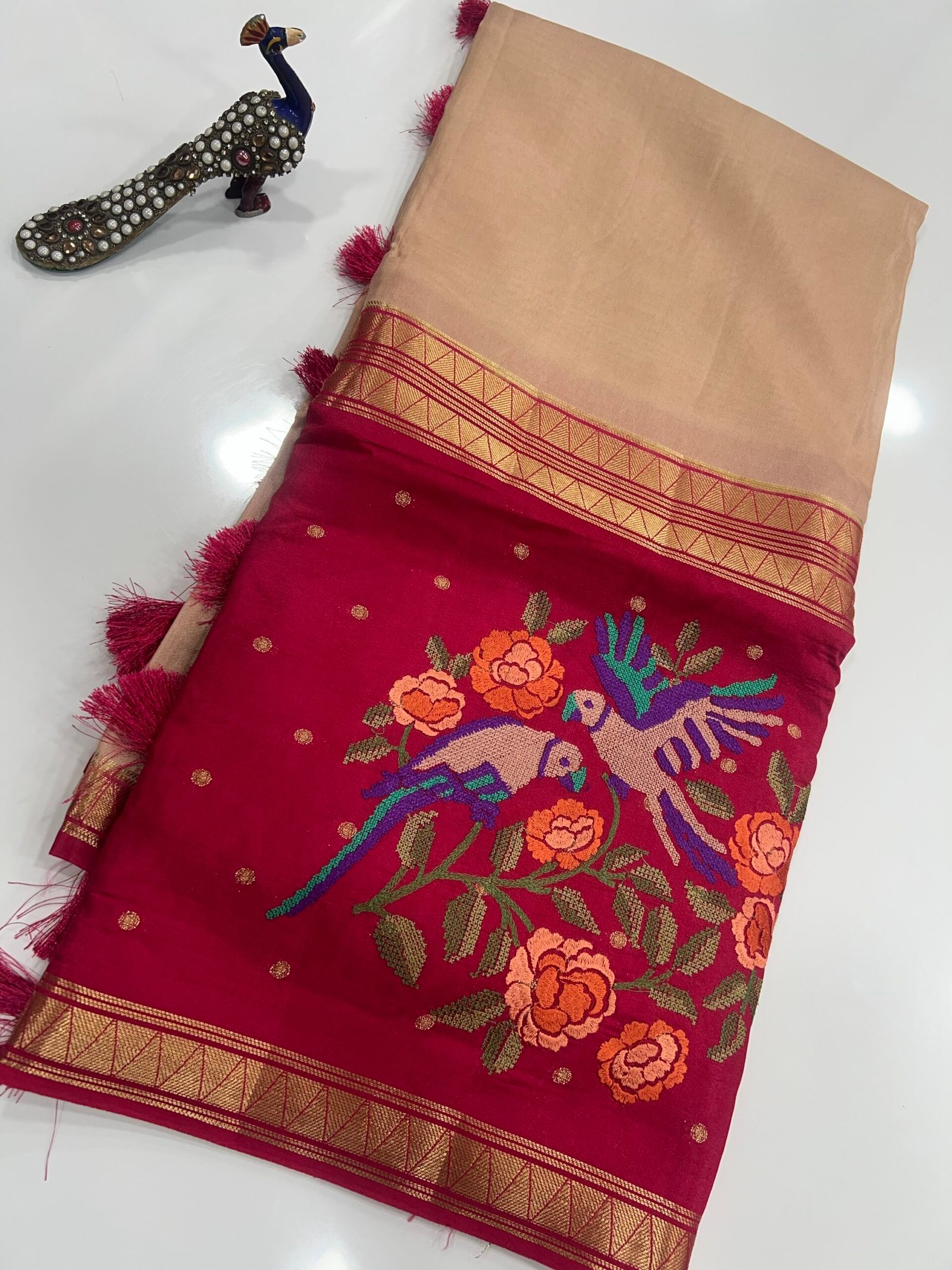 Mysore crape petitpoint