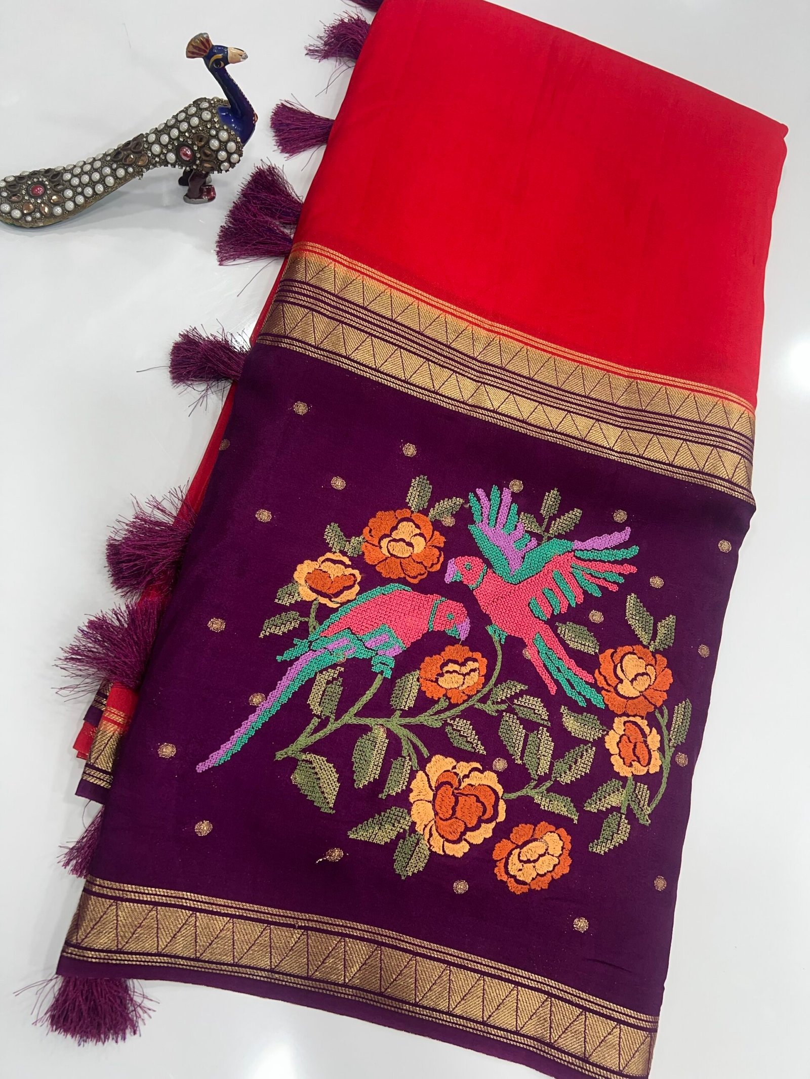Mysore crape petitpoint