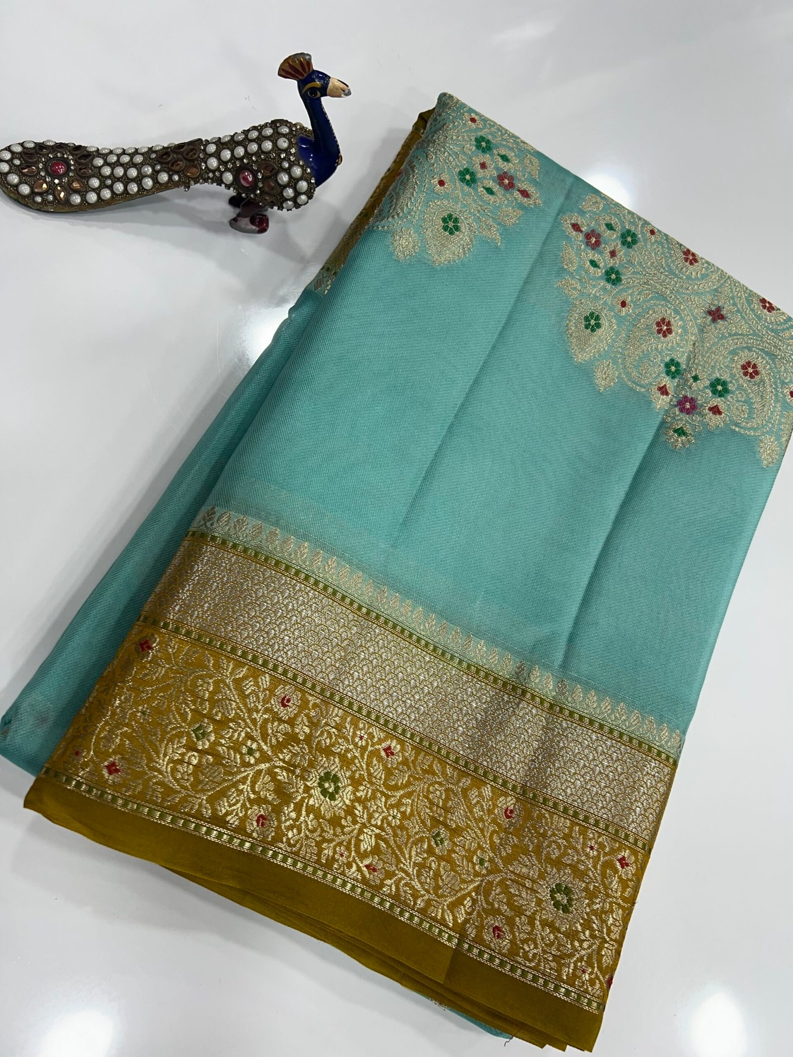 Pure Banaras ekatara